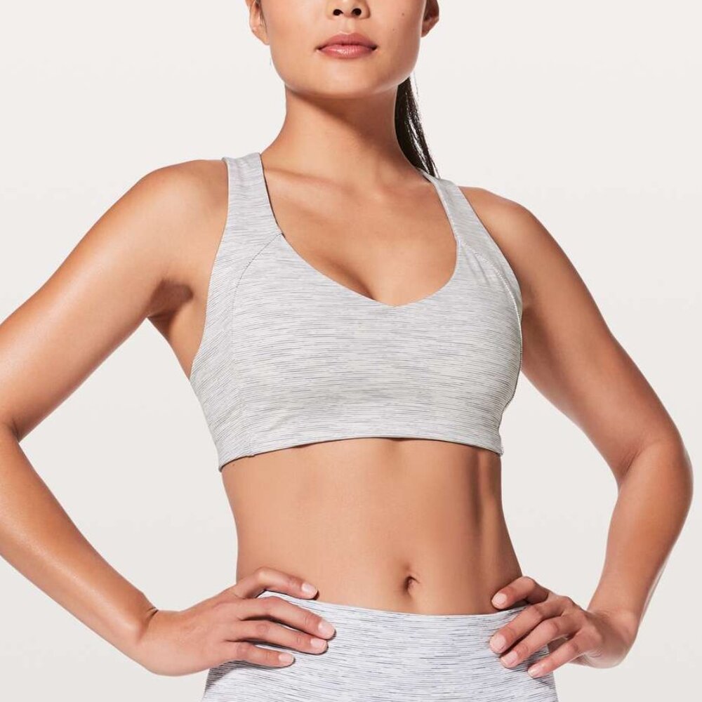 Lululemon Sweat Times Bra (grey / white stripe, WAFS) size 6 sports bra luxtreme